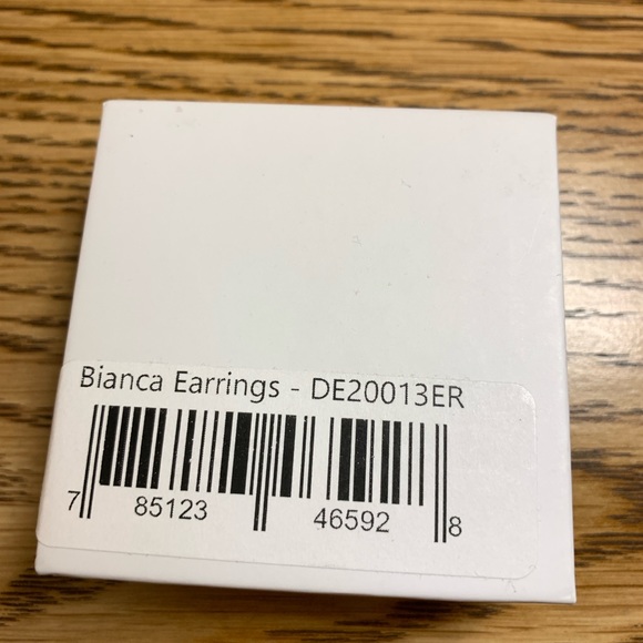 Set of Silver Hoop Earrings & Ring with Fuchsia Heart - Picture 8 of 11